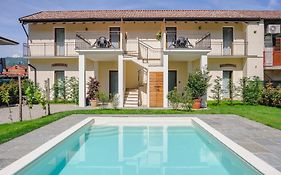 Le Casette Di Orta Apartments